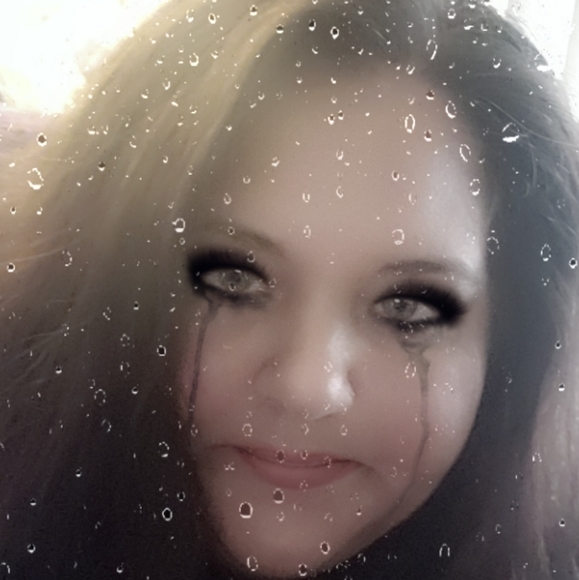 Meet your Posher, Jeanne - Picture 8 of 8